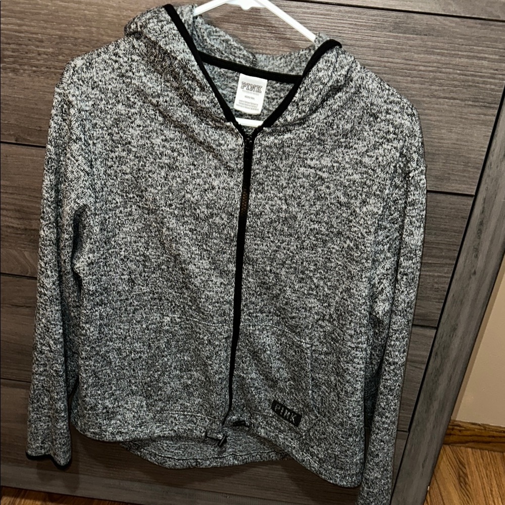 VS Pink Heathered Black and White Zip-Up🖤